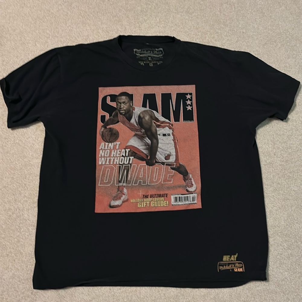 Slam Mitchell and Ness Dwayne Wade T-shirt. Size Xl